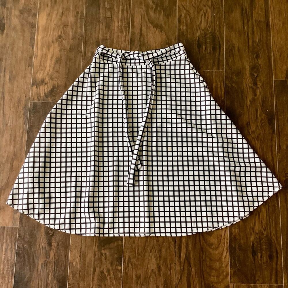 One More Thyme Grid Print Midi Skirt - Picture 2 of 5